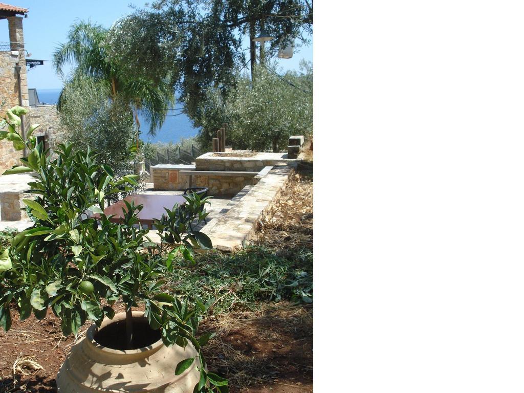 Athina Ecofarm Apartment Epidaurus Exterior photo